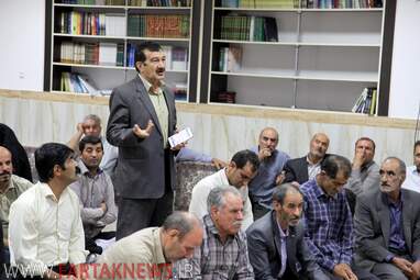 تجمع اهالی روستای ده‌کبود در بیت امام جمعه کرمانشاه و پیگیری  دکتر علیرضا شهرستانی به روایت تصویر