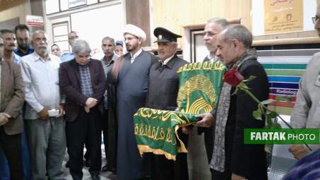 حضور خادمان حرم رضوی در بیمارستان آیت الله طالقانی و امام علی (ع) و به روایت تصویر