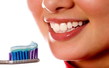 میدانستید مسواک خاصیت درمانی فراوانی دارد؟