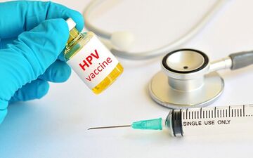 بهترین سن برای تزریق واکسن پاپیلوما