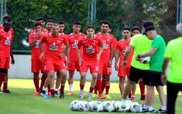 کاروان پرسپولیس به تهران بازگشت