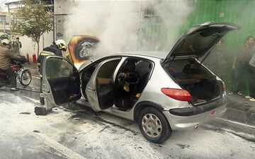 مأمور انتظامی مانع از انفجار خودرو در اشتهارد شد