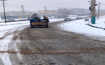 بازگشایی مسیرهای صعب‌العبور پارک کوهستان و طاقبستان/ تمامی معابر برف روبی و نمک پاشی شد