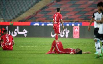 حال پرسپولیس خوب نیست/ اگر مشکلات حل نشود باید قید قهرمانی را بزنند