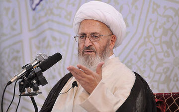 آیت الله سبحانی: اسلام دنبال علمی است که برای بشر سعادت آفرین باشد