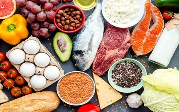 مبتلایان به کرونا چه خوراکی هایی مصرف کنند؟