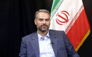 صحبت های تند جلال رشیدی کوچی در جلسه طرح سوال از وزیر صمت

