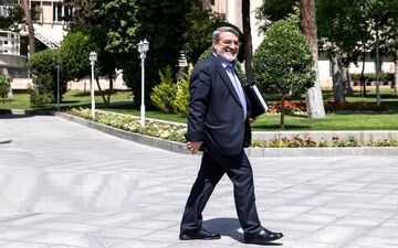 وزیر کشور به زنجان سفر می‌کند