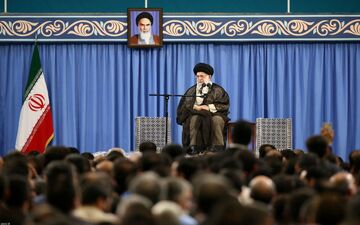 رهبر انقلاب: پای آمریکایی‌ها از منطقه قطع می شود