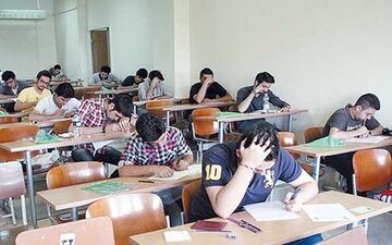 طراحی دو نمونه سوال برای امتحانات دانش‌آموزان
