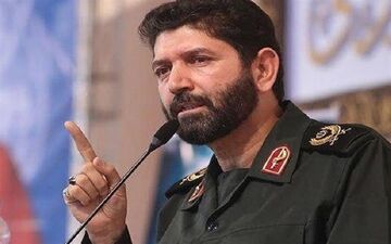 حاج قاسم سلیمانی اسطوره مبارزه با استکبار است
