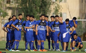 سرمربی استقلال بالاخره بدنسازی را جدی گرفت!
