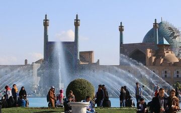 هیچ‌جا مانند ایران خبر بد را درشت‌نمایی نمی‌کنند