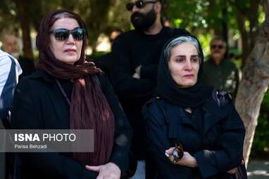وداع هنرمندان با بهناز نازی؛ پیکر بازیگر سینما و تئاتر در پهنه رودکی بدرقه شد