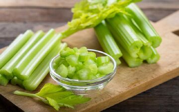 مصرف این سبزی سرطان را بیچاره می کند