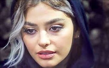 ریحانه پارسا معلوم نیست با خودش چند چند است!