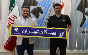 حسینی فصل آینده هم روی نیمکت پیکان می‌نشیند