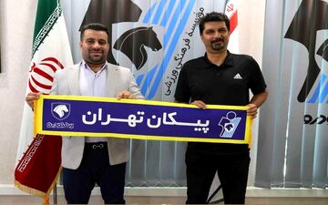 حسینی فصل آینده هم روی نیمکت پیکان می‌نشیند