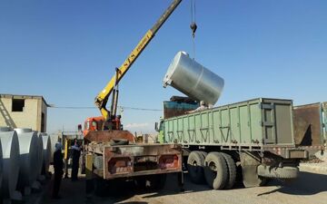 ویدئو جنجالی از خروج عروس از آرایشگاه / وقتی شلنگ تانکر آب روی سر عروس خانم خالی میشه!