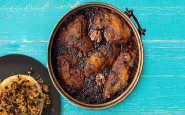 طرز تهیه ز؛ طعم اصیل شمال با رب انار و سبزی‌های معطر