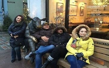 عکسی جدید ازخارج گردی  نگار  و رامبد جوان ونوید محمد زاده