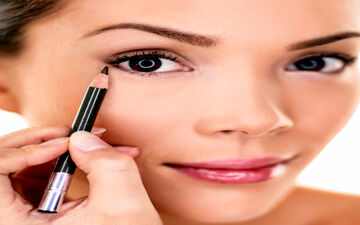 خط چشم با مداد| چگونه با چند نکته ساده و ترفند بصورت حرفه ای، خط چشم بکشید؟
