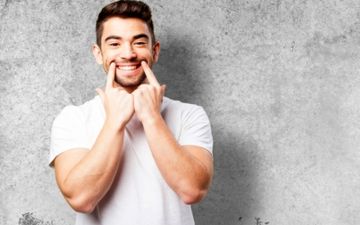 به چند دلیل شما باید بخندید