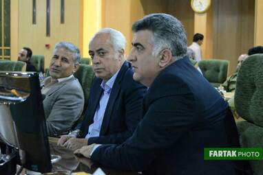 شورای گفت وگو استان کرمانشاه با حضور وزیر تعاون، کار و رفاه اجتماعی