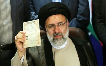 "حجت‌الاسلام رئیسی" در ستاد انتخابات کشور + فیلم