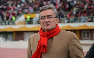 سرمربی سابق پرسپولیس:‌ از ۳ کشور پیشنهاد دارم 