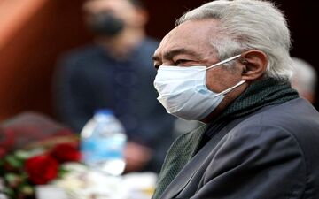 عکس| گلر سابق استقلال و تیم ملی در بیمارستان