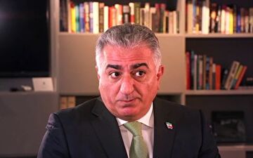 پذیرایی تاریخی رضا پهلوی از میهمانش!