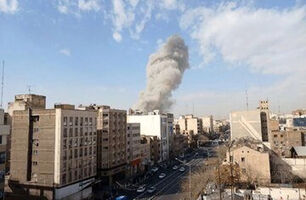 اقدامات ایمنی در فضای باز طی حملات هوایی چیست؟