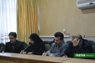 نشست اداری فرماندار کرمانشاه در پایان سال 