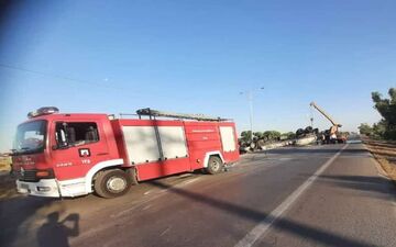 یک فوتی در واژگونی تانکر سوخت در محور اندیمشک به شوش