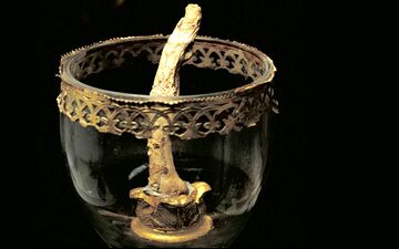 انگشت گالیله در این کلیسا جا مانده است! + تصاویر