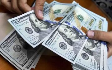 قیمت دلار و یورو در بازار ارز ۱۴ مهر ۱۴۰۵