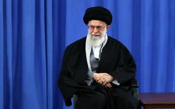 مردم قم با رهبر معظم انقلاب اسلامی دیدار می کنند