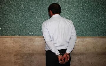 دستگیری جاعل اسناد دولتی در شهرستان صحنه 