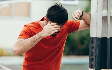 چگونه سکته مغزی را تشخیص دهیم؟ / اینفوگرافیک