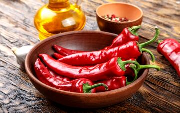 این افراد به هیچ وجه لب به فلفل نزنند
