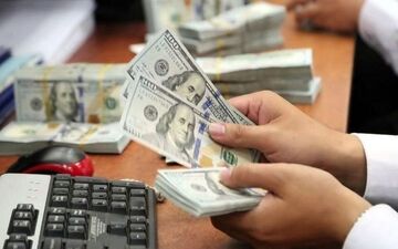 پیش‌بینی قیمت دلار ۱۸۵ هزار تومانی؛ بازار ارز دچار شوک تازه خواهد شد؟