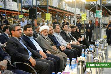 گزارش تصویری افتتاحیه مرکز پخش دارو و مواد غذایی البرز با حضور مخبر رئیس ستاد اجرایی فرمان حضرت امام (ره) 