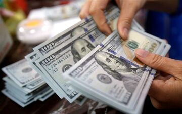  قیمت ارز در صرافی ملی امروز ۹۷/۱۰/۰۳| دلار ۱۰۱۰۰ تومان شد