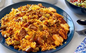 طرز تهیه استانبولی پلو با گوشت تکه‌ ای: خوشمزه و حرفه‌ای به روش رستورانی
