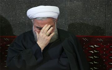 حضور روحانی در مراسم عزاداری عاشورای حسینی در حرم عبدالعظیم حسنی(ع) 