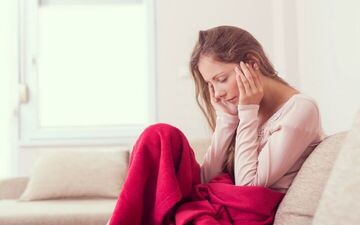 آیا خونریزی حین رابطه جنسی طبیعی است؟ | خونریزی غیرطبیعی واژن نشانه سرطان است؟