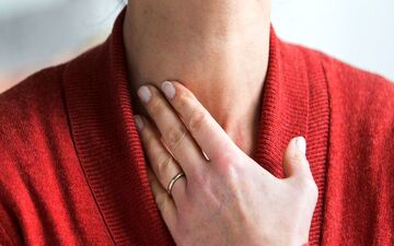 بررسی انواع اختلالات تیروئید 