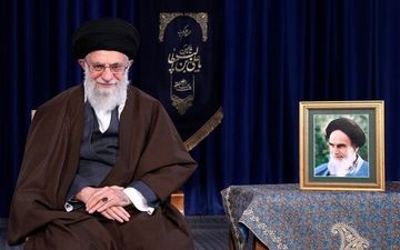 رهبر معظم انقلاب سال ۱۳۹۷ را سال «حمایت از کالای ایرانی» نامگذاری کردند
