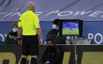 
VAR به همسایه ایران رسید! 